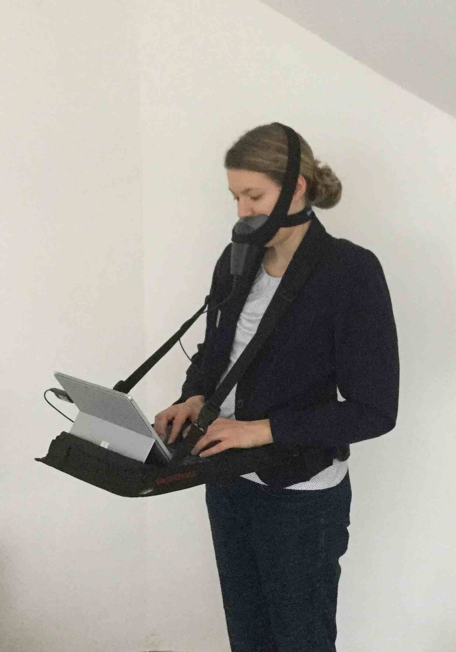 Schriftdolmetschen mit Bauchladen
